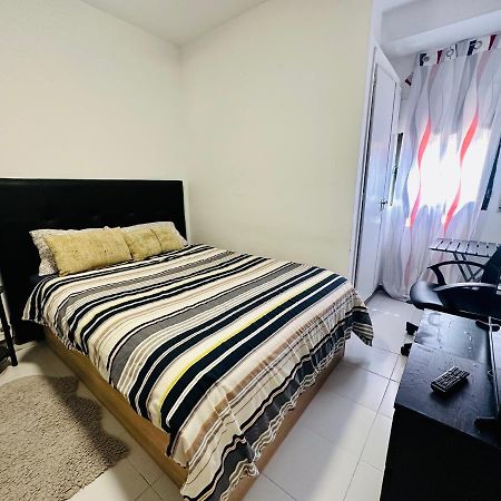 Habitacion Madrid Exterior foto