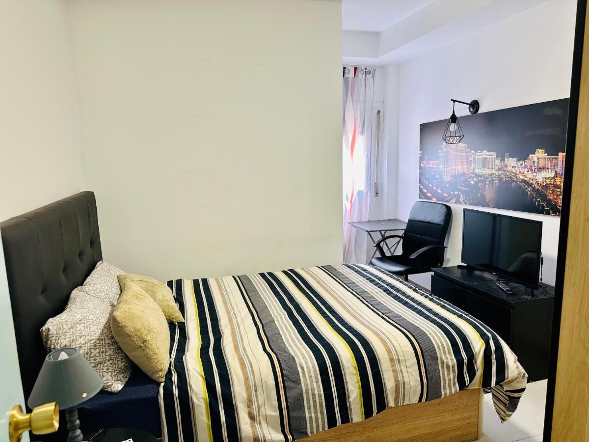 Habitacion Madrid Exterior foto